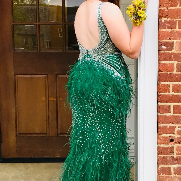 Jovani 03023 Sheer Bodice Beaded Adorned Feather Fitted Emerald Green Gown - Picture 2 of 3